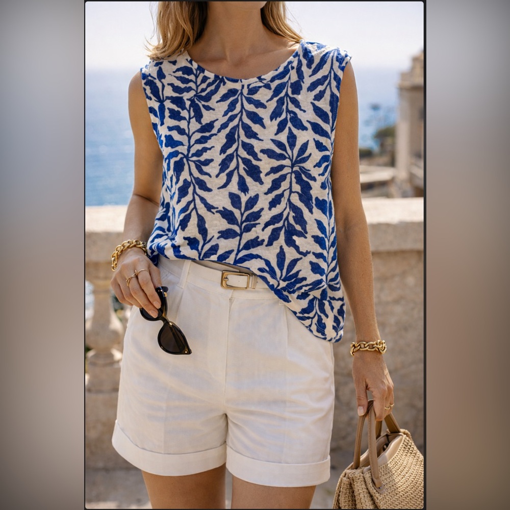 Rachel Zoe 100% Linen Botanical Top‎ | Size L | Quiet Luxury - Picture 2 of 8